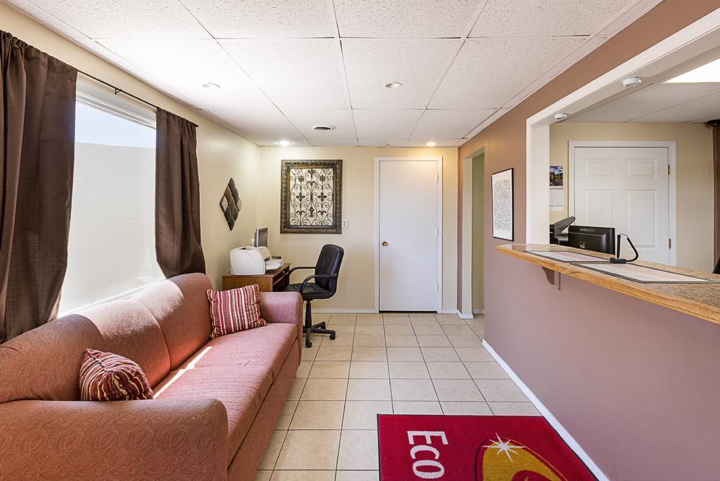Econo Lodge Beatrice Exterior foto